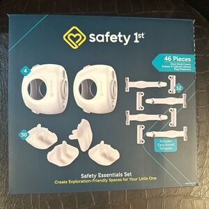 Safety 1st Safety Essentials Set